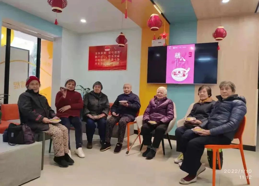 大慈腊八送温暖