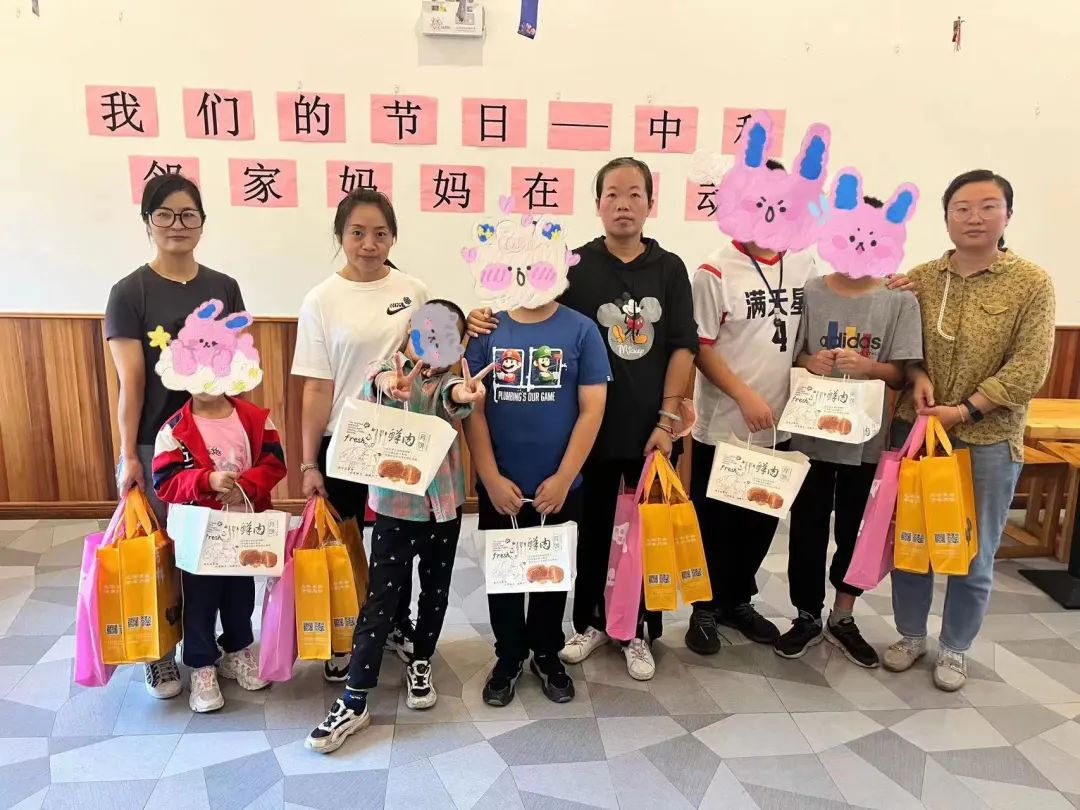 情系中秋---市妇联、儿基会、大慈公益基金会共同关爱上海市困境儿童