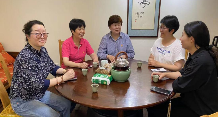 上海大慈公益基金会党支部八月份学习情况